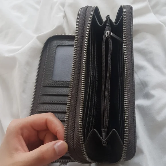 *SOLD* Matt & Nat Grey Sublime Vegan Double Zip Wallet - Picture 4 of 7